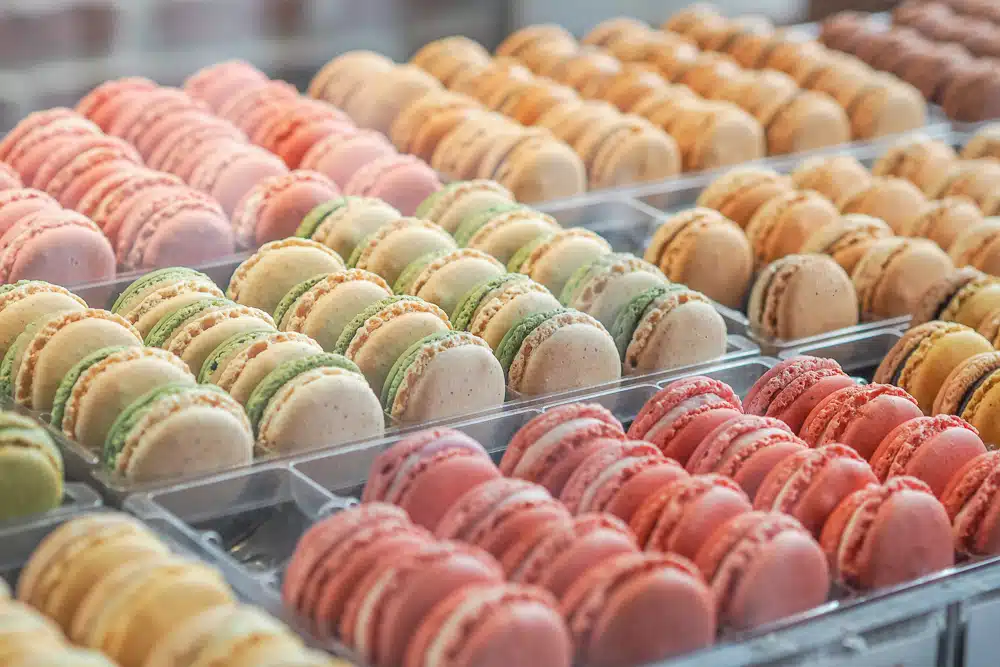 Comment réussir ses macarons : le guide complet pour pâtissiers